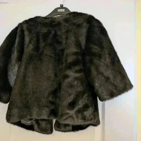 Cinemoda Italia  size medium shirt faux fur coat - Picture 6 of 7